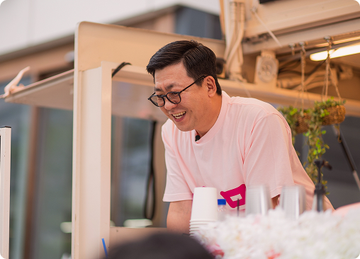 코리아교육그룹, 푸드트럭 이벤트 통해
            지방 지점 임직원과 따뜻한 소통